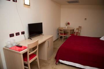 Фото номера Люкс Отель Grand Master Hotel г. Деж 4
